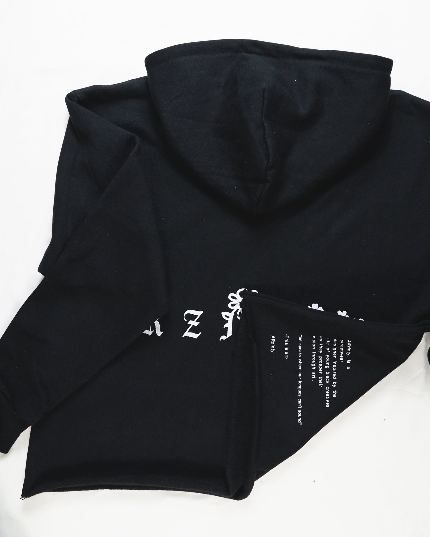 ARZINTY CROPPED HOODIE