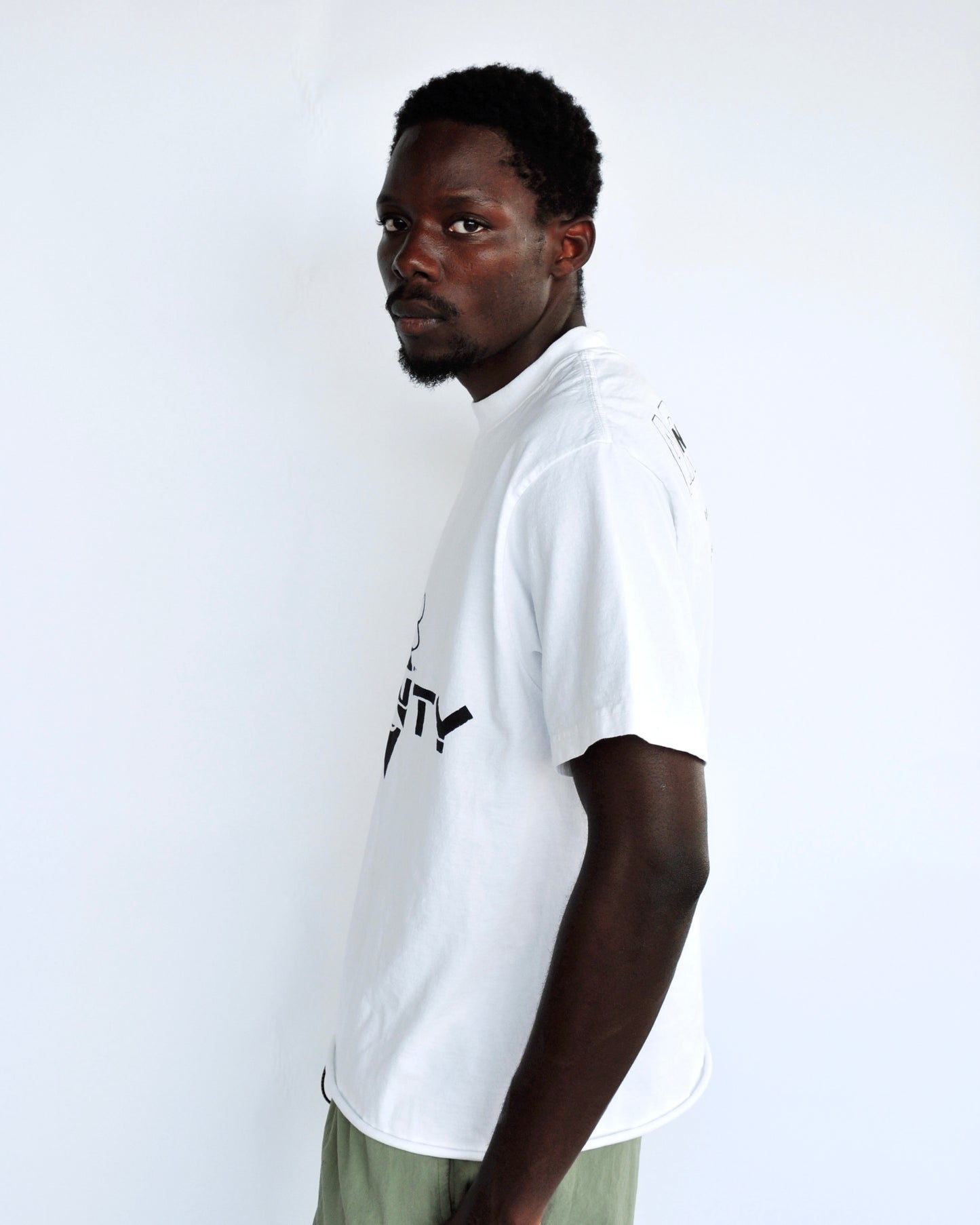 ARZINTY INVISIBLE TEE